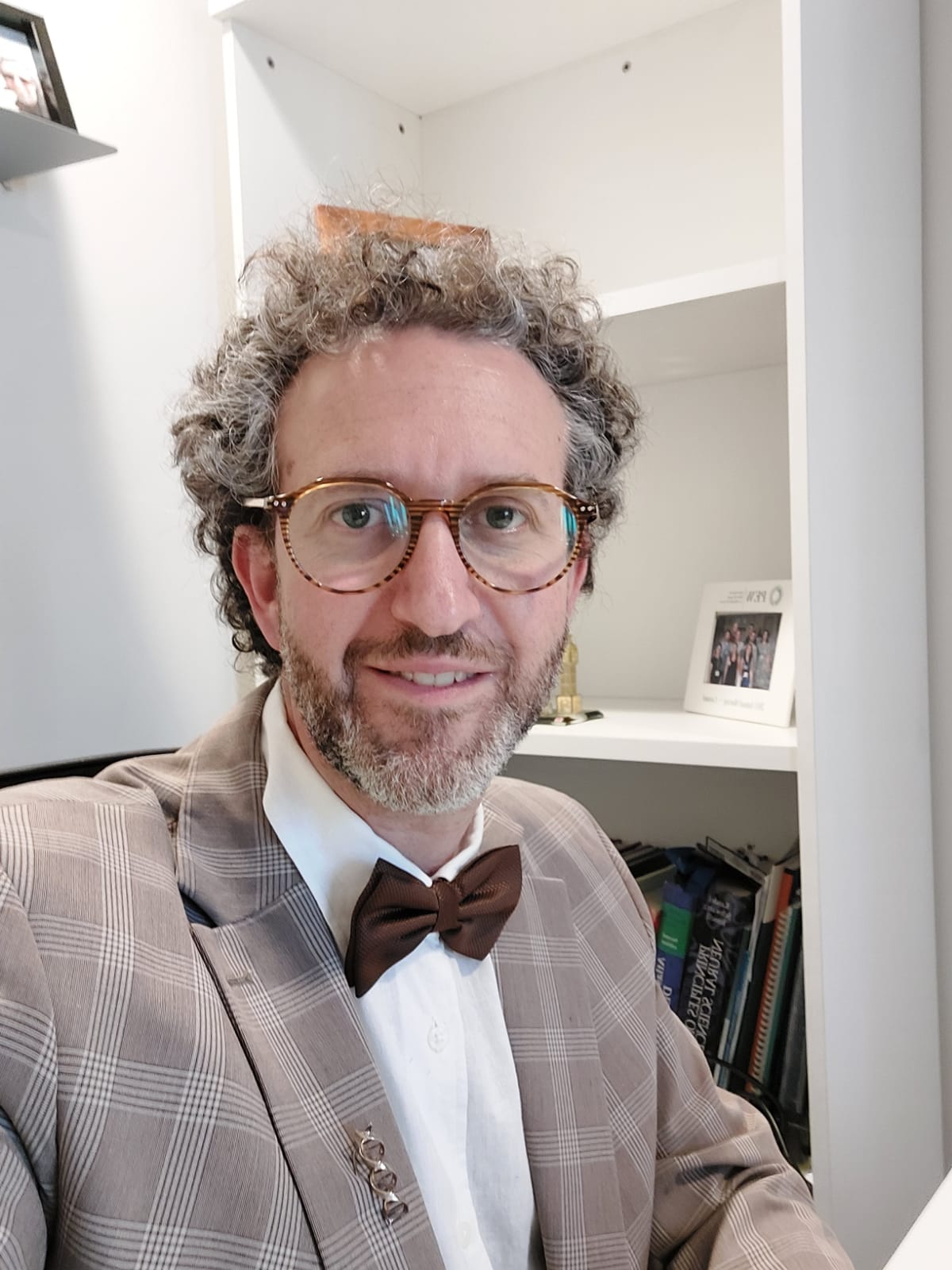 Expositor Andrés David Klein